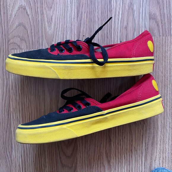 Vans Disney Mickey Mouse Skater Sneakers: Size 6M or 7.5 W - Picture 3 of 12